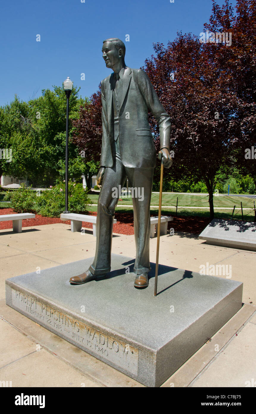 Die Statue von Robert Wadlow, der größte Mann in der aufgezeichneten Geschichte in Alton, Illinois Stockfoto