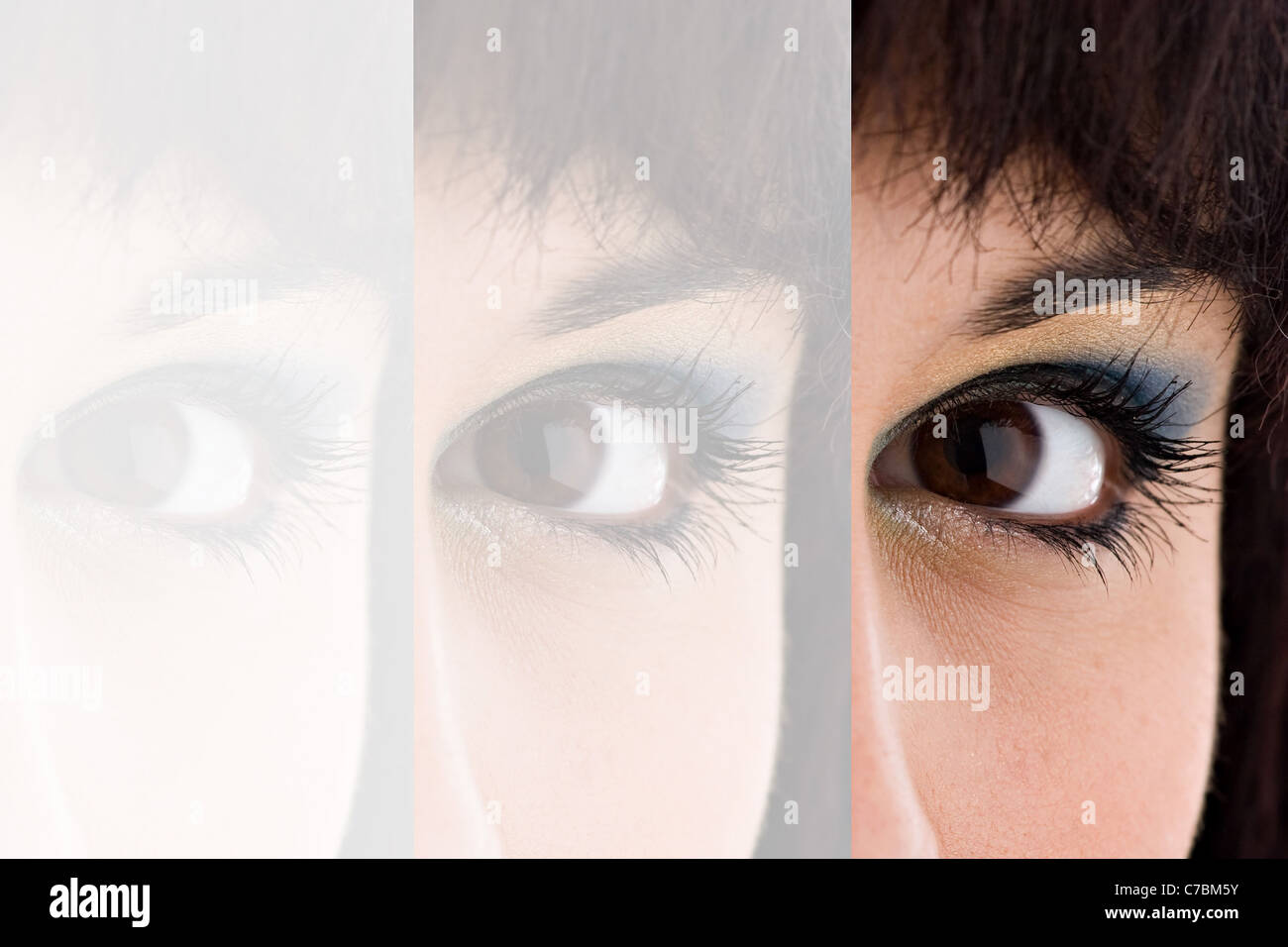 Closeup Montage eines attraktiven jungen Womans Auges mit Exemplar. Stockfoto