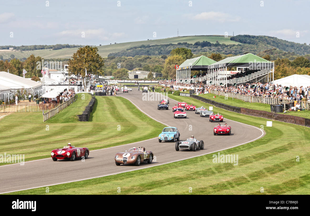 Goodwood Motor Circuit am ersten Tag des Goodwood Revival Meeting 2011. Stockfoto