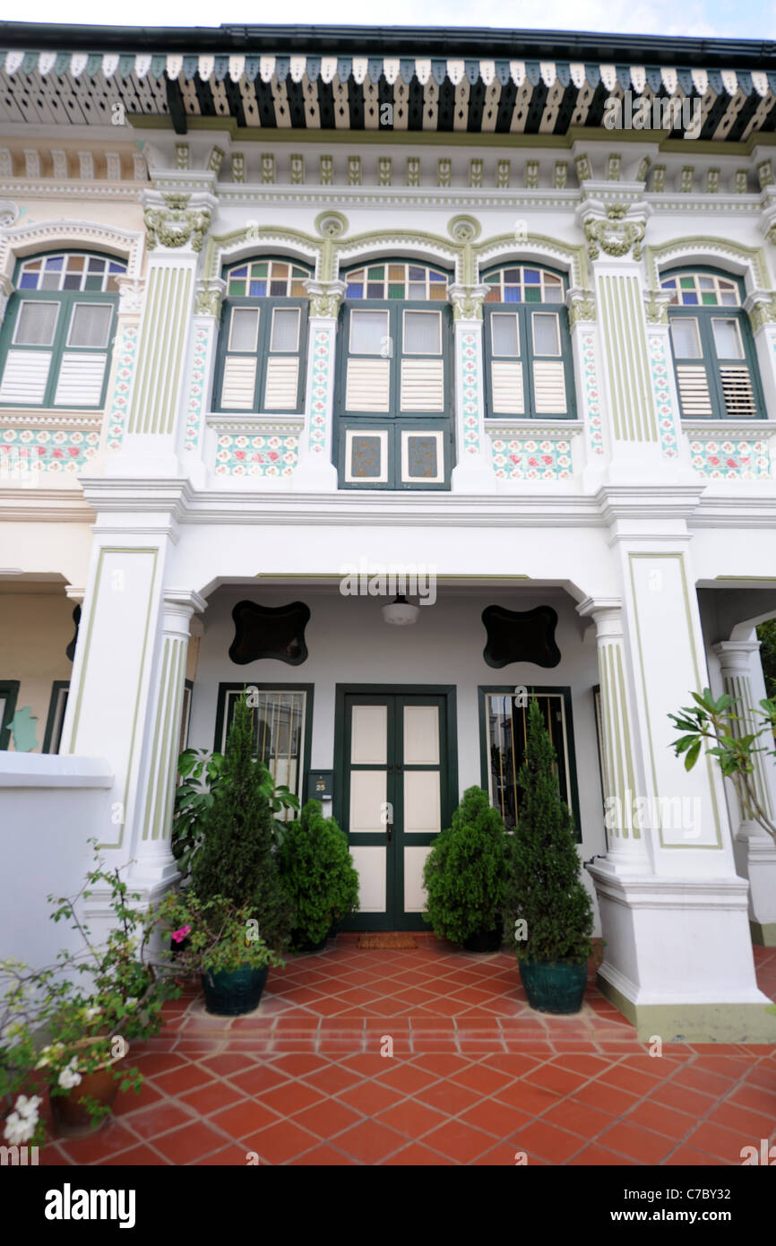 traditionelles Haus in der Anlage des Schutzgebietes Joo Chiat, Singapur Stockfoto