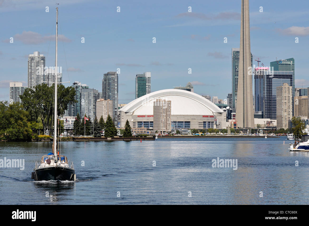 Toronto-Blick auf Harbroufront, Finanzplatz, Eigentumswohnungen, Skydome Stockfoto