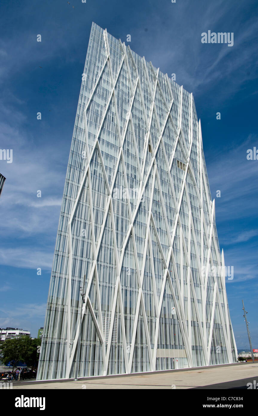 Spanien. Barcelona Stadt. Diagonal Zero Zero Turm (2011) von der Architektur Enric Massip entwickelt. Stockfoto