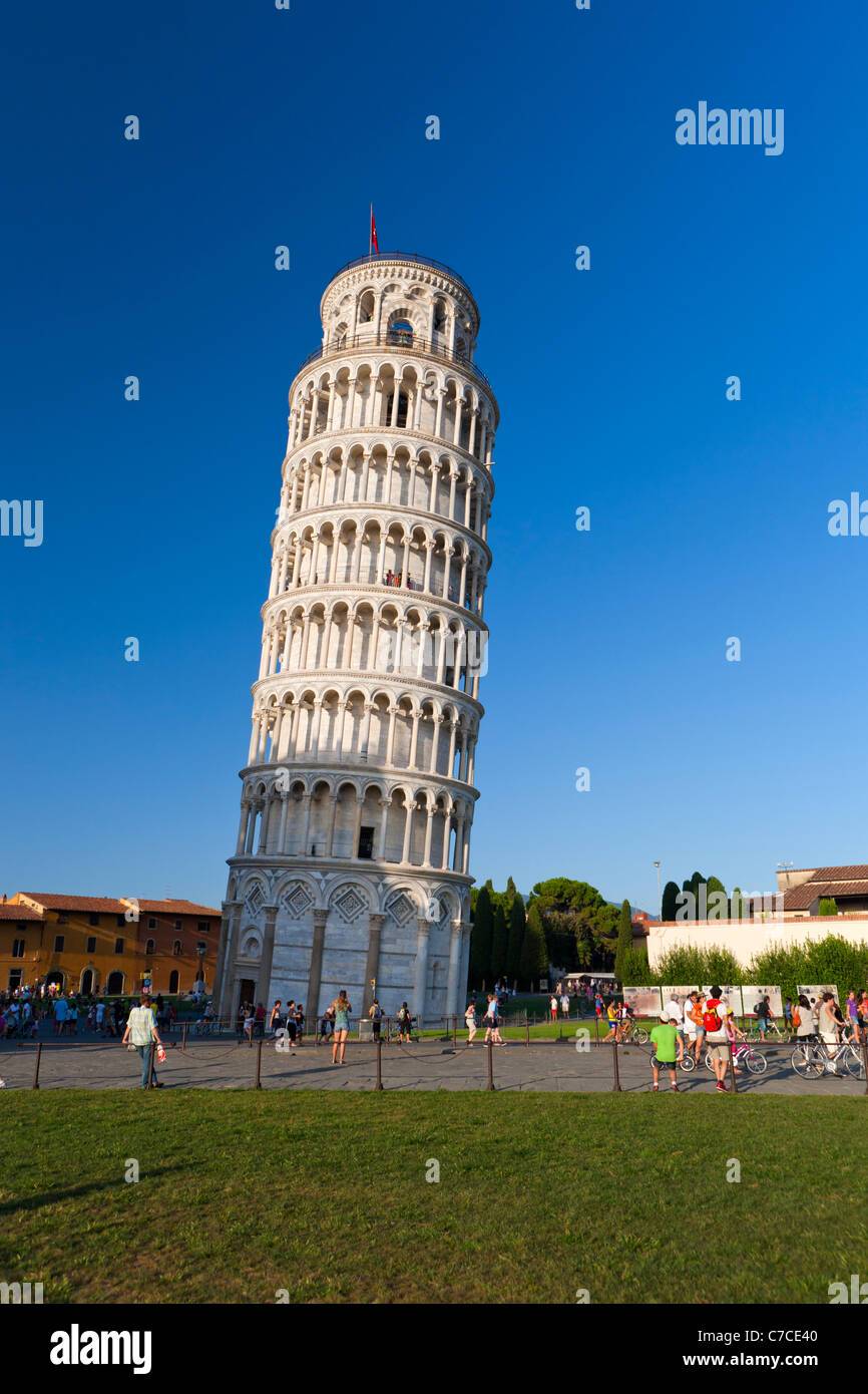 Den schiefen Turm (Torre Pendente di Pisa), Pisa, Toscana, Italien, Europa Stockfoto