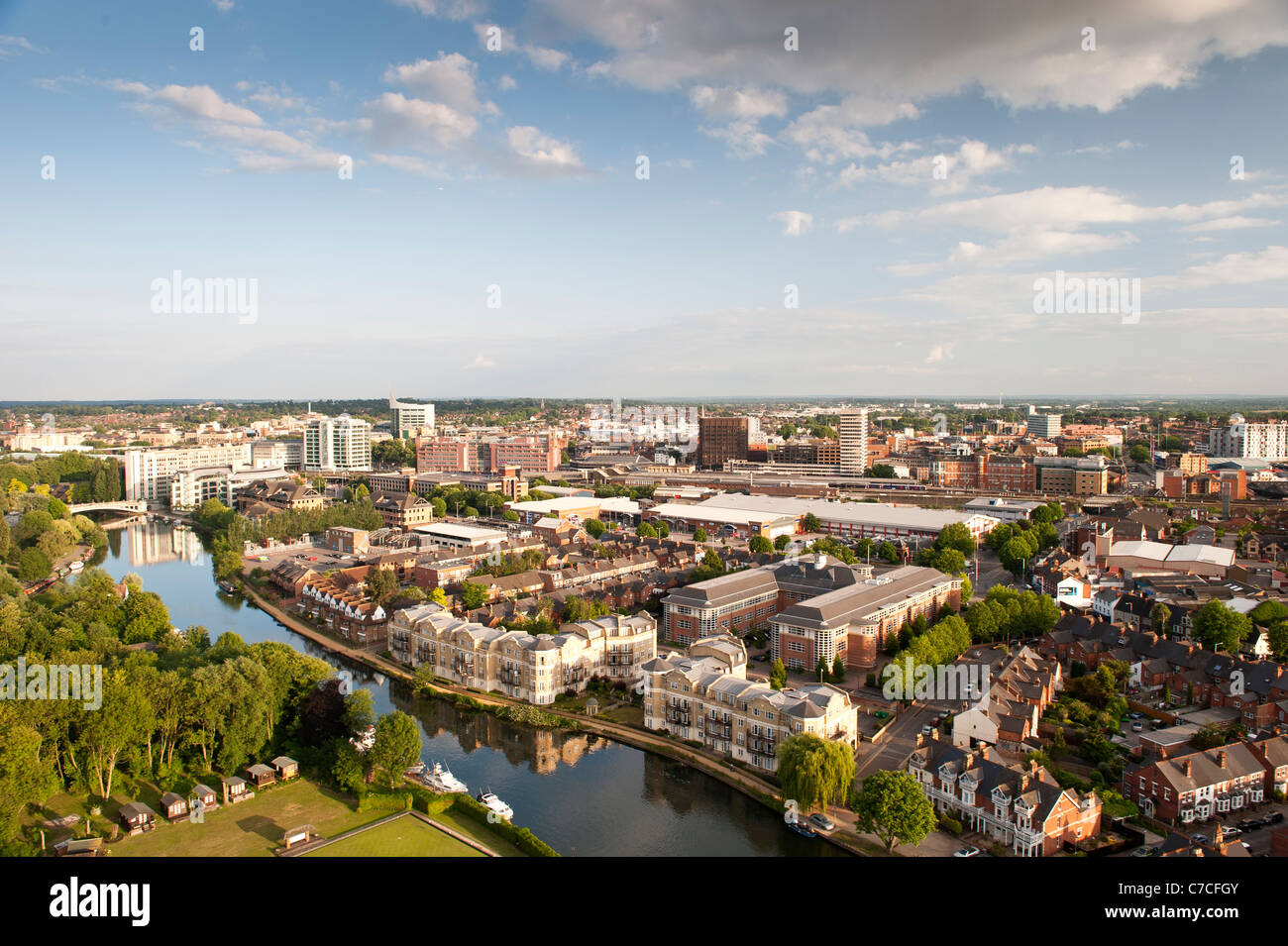 Luftaufnahme, Reading, Berkshire, Großbritannien Stockfoto