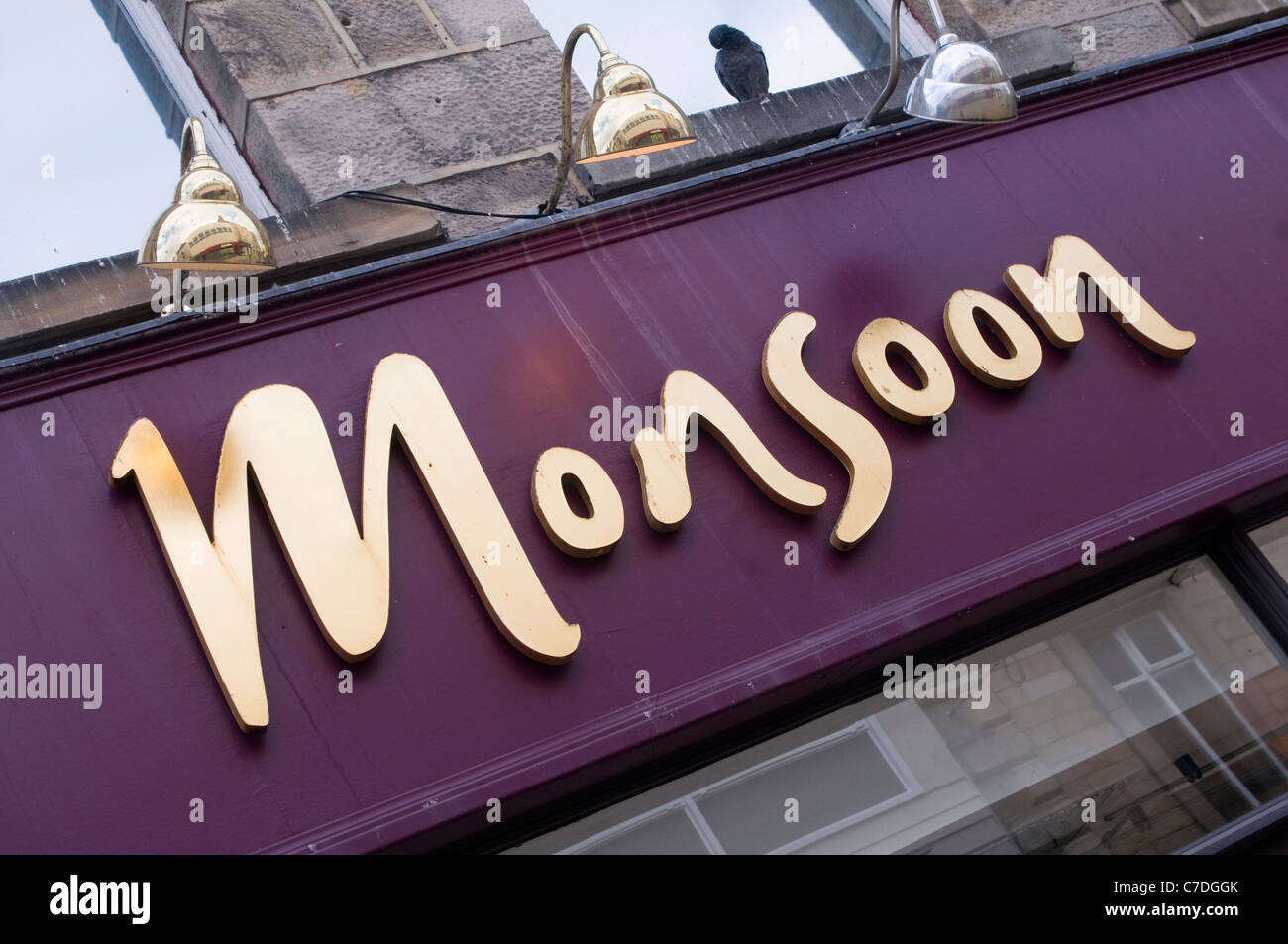 Monsun-Shop Kette Geschäfte Mode Händler-Einzelhandel Stockfoto