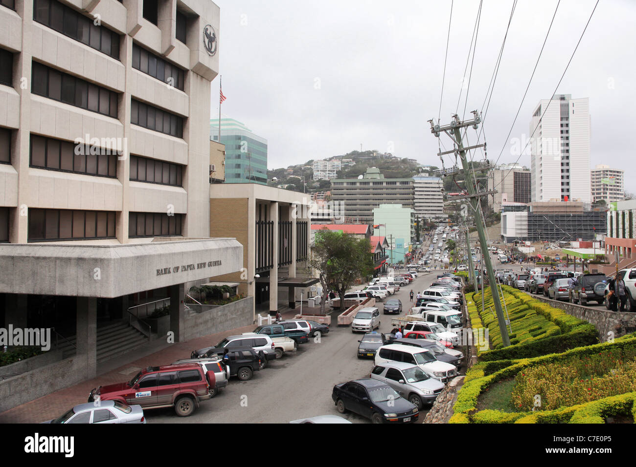 Bank of Papua New Guinea (links) in Port Moresby, Papua-Neu-Guinea Stockfoto