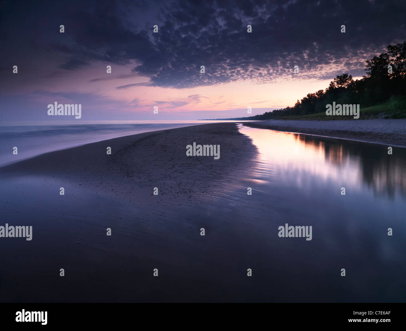 Lake Erie Long Point Beach bei Sonnenuntergang, Ontario, Kanada Stockfoto