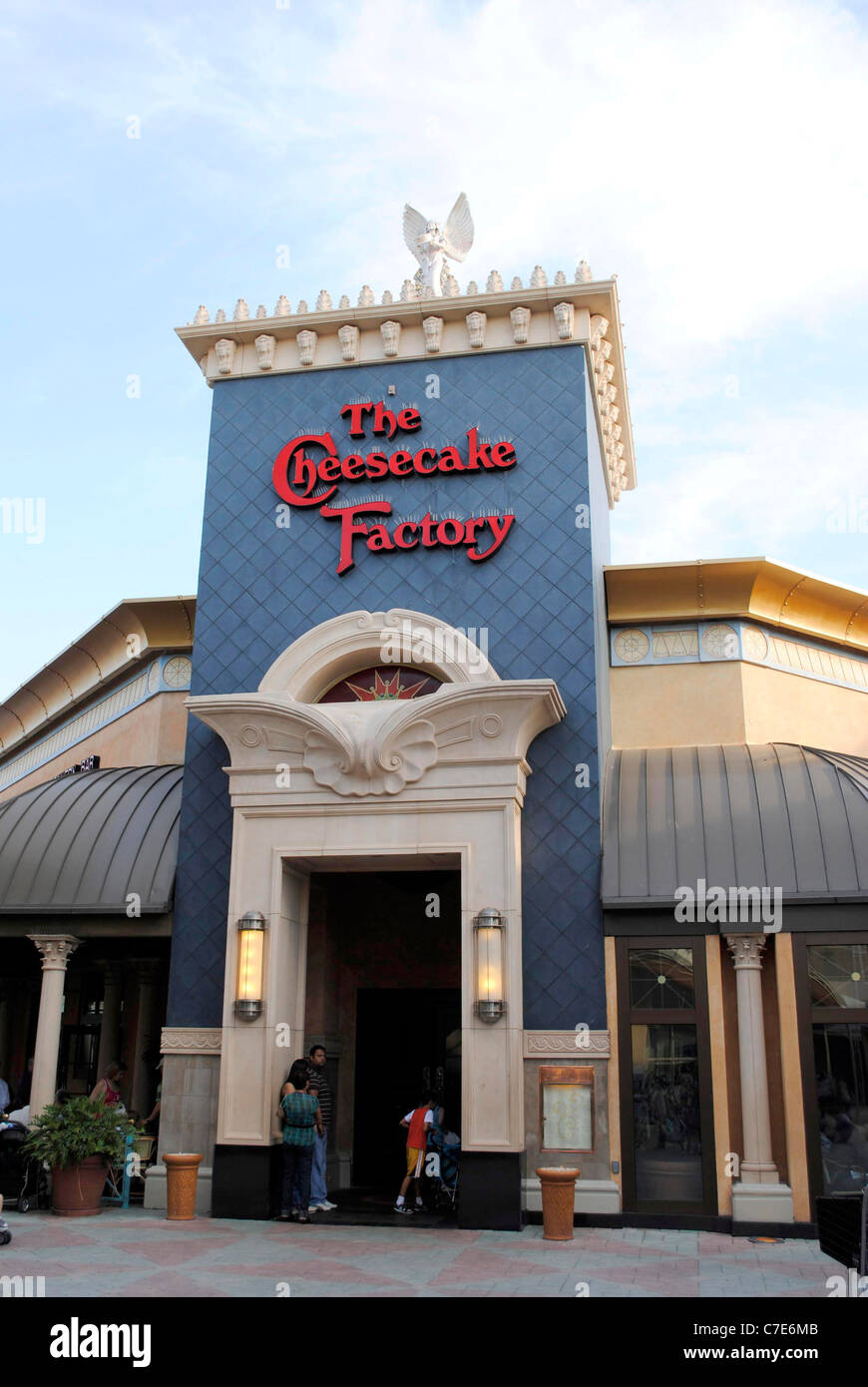 Cheesecake factory florida Fotos und Bildmaterial in hoher Auflösung
