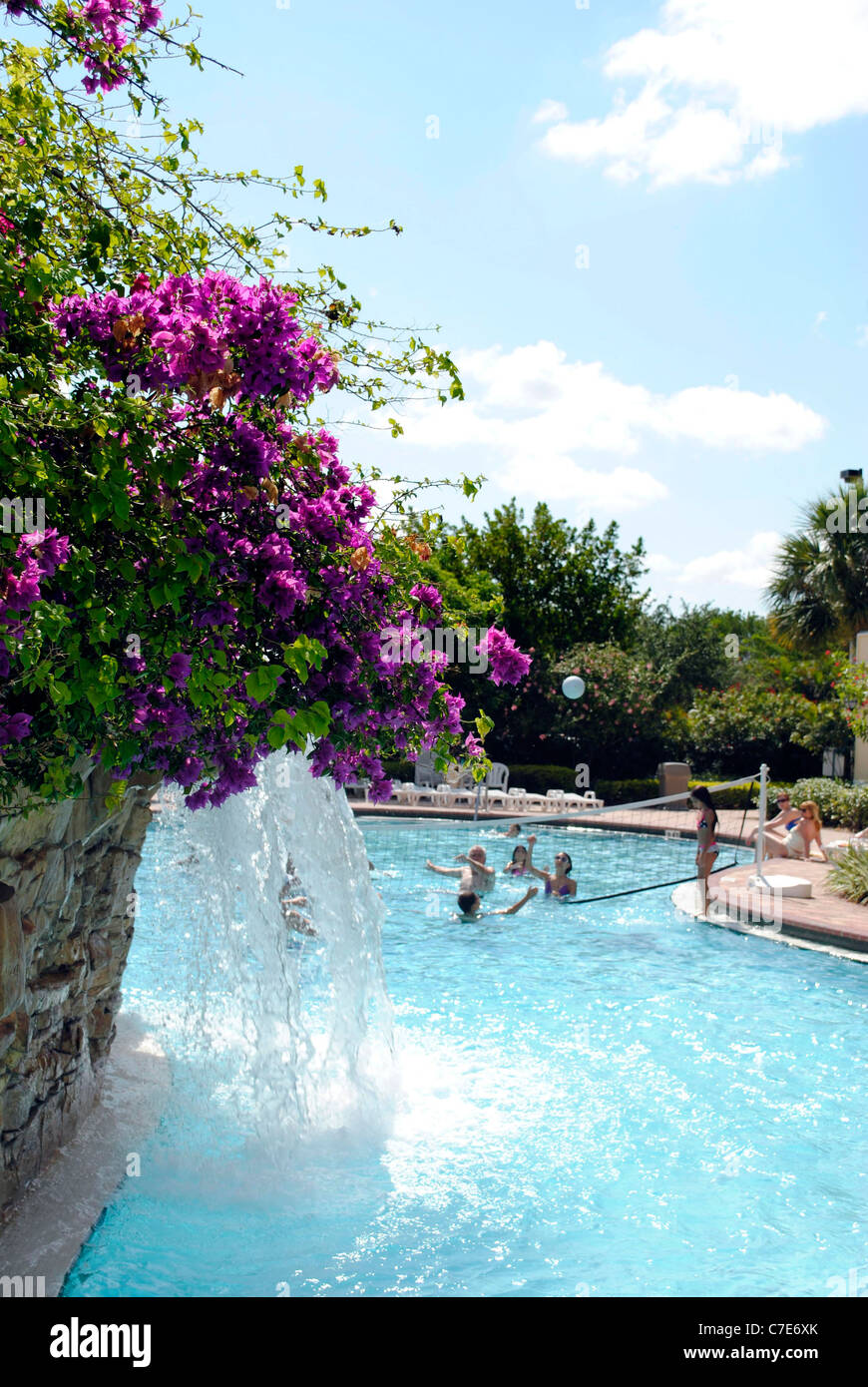 Feriendorf Swimmingpool Stockfoto