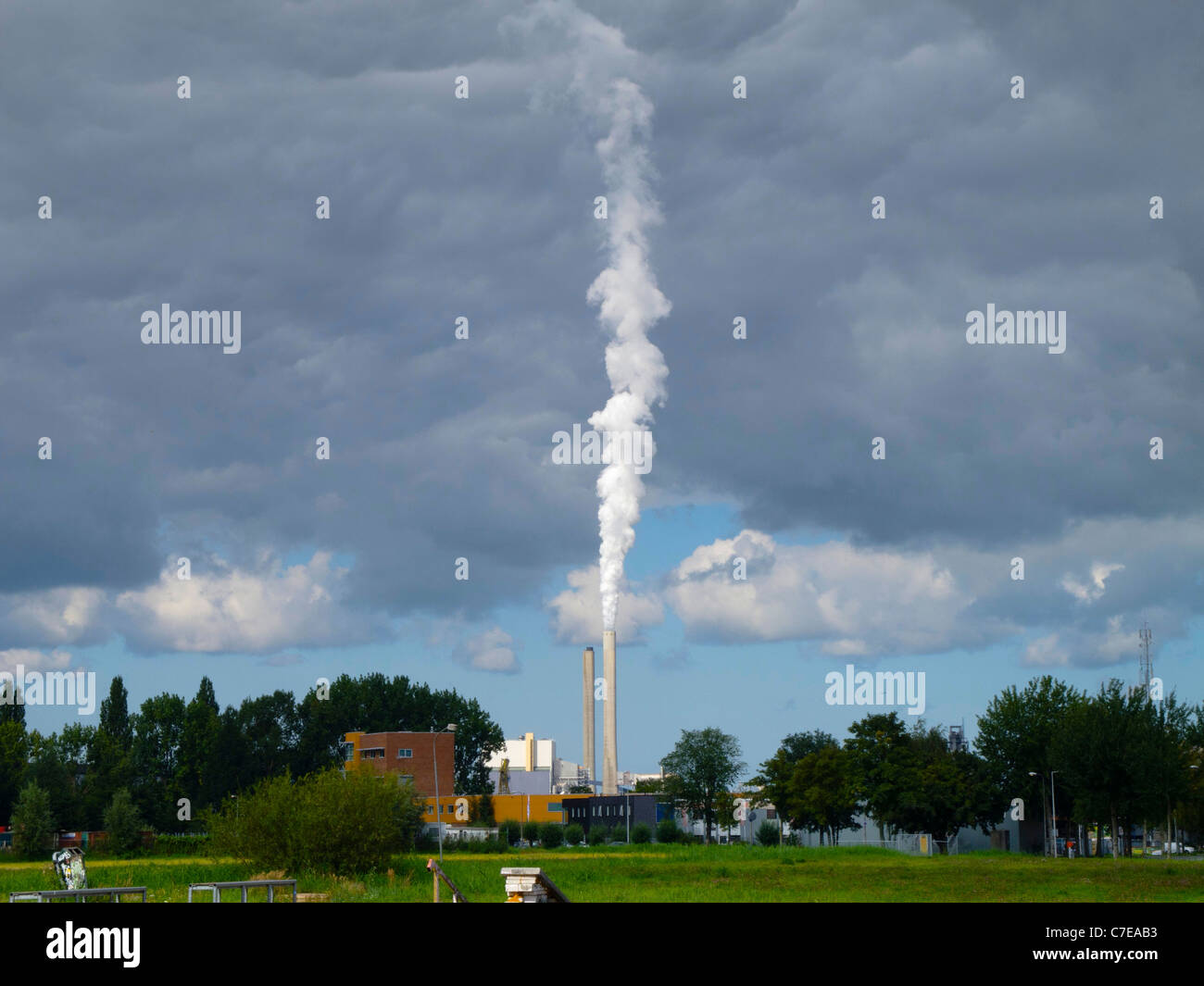 Rauch, Dampf Hemweg Centrale, die wichtigsten Triebwerk aus Amsterdam. Stockfoto