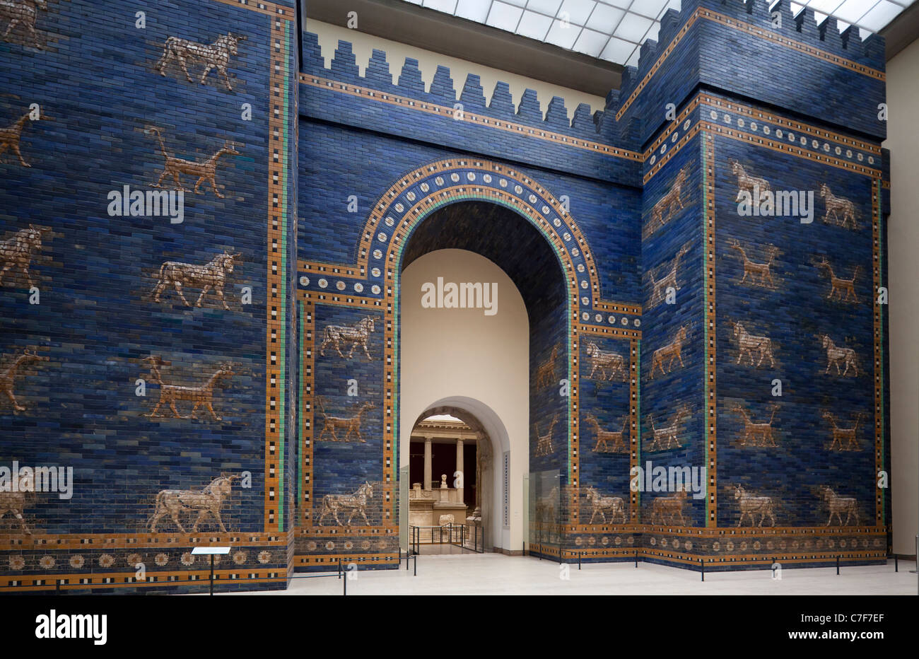 Ischtar-Tor, Pergamon Museum, Berlin, Deutschland Stockfoto