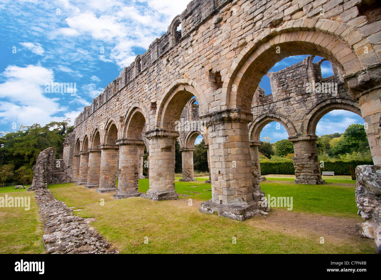 Ruinen der Zisterzienserabtei bei Buildwas in Shropshire Stockfoto
