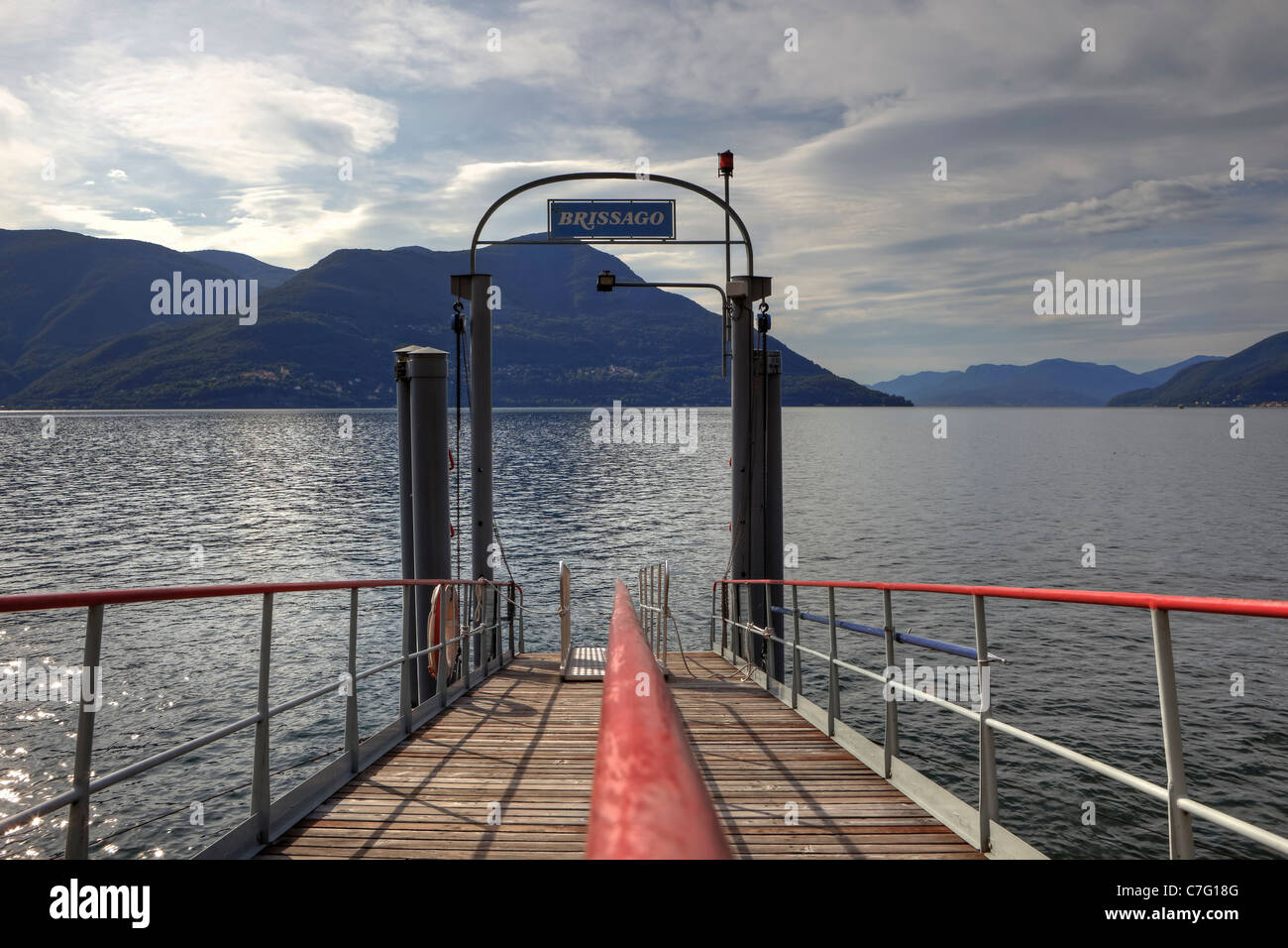 Der Pier von Brissago, Tessin, Lago Maggiore Stockfoto