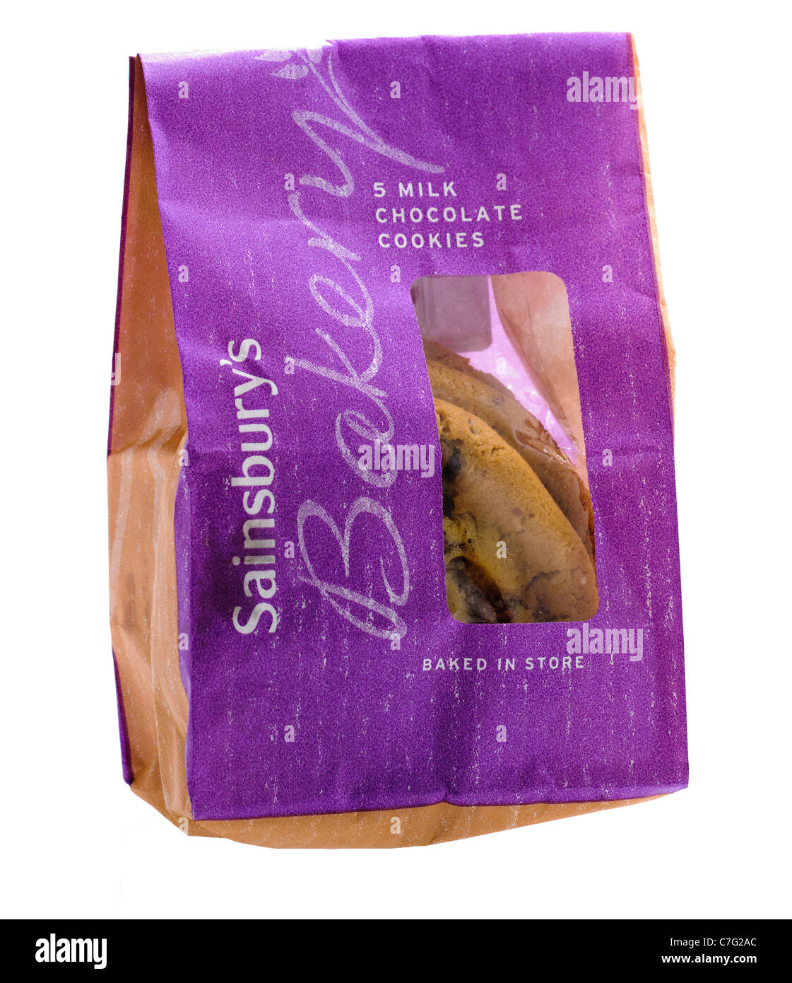 Tasche von Sainsburys im Laden fünf Vollmilch-Schokolade Cookies gebacken Stockfoto