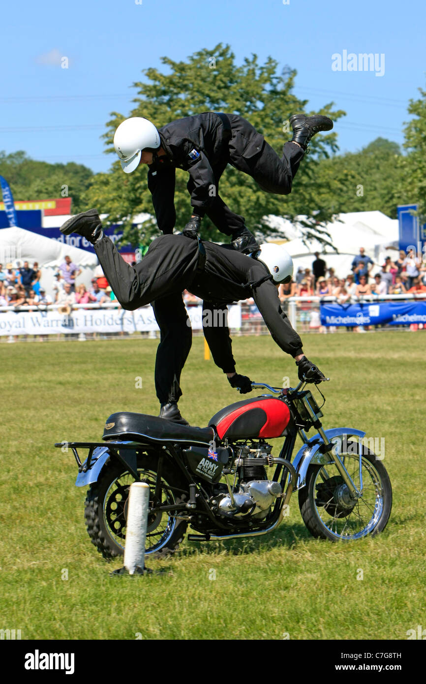 Royal Corp Signale Motorrad Display Teams im Bad & West zeigen in Somerset Stockfoto