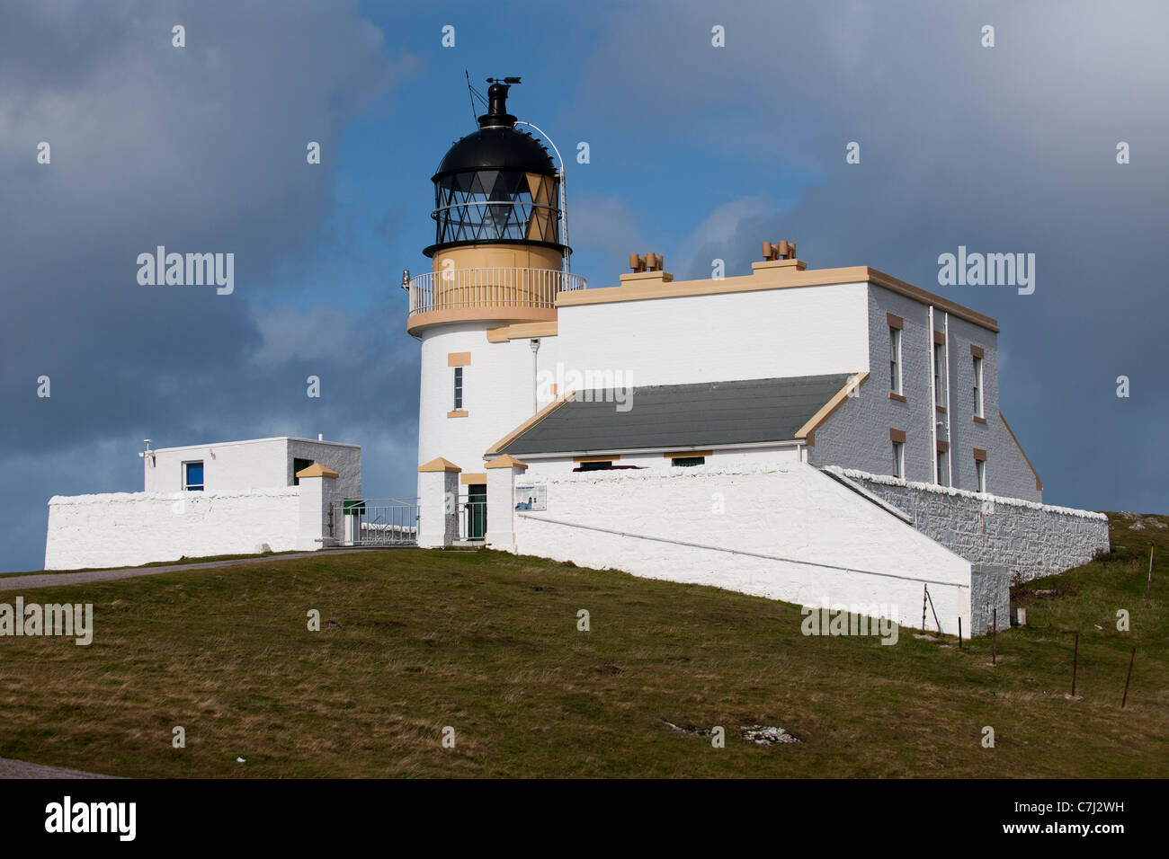 Stoner Head Leuchtturm, Assynt, Sutherland, Nordwesten Schottlands, Schottland, UK Stockfoto