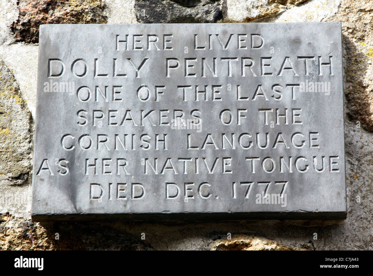 Dolly Pentreath letzte kornische Lautsprecher Memorial Mousehole Cornwall UK Stockfoto