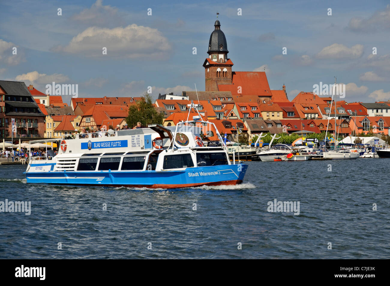 Die Stadt Waren am Müritz See, Mecklenburg-Western Pomerania, Deutschland. Stockfoto