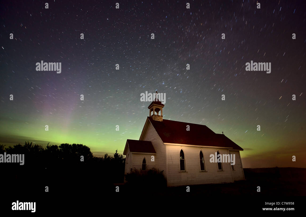 Nacht Kirche Northern Lights Saskatchewan Kanada Aurora Borealis Stockfoto