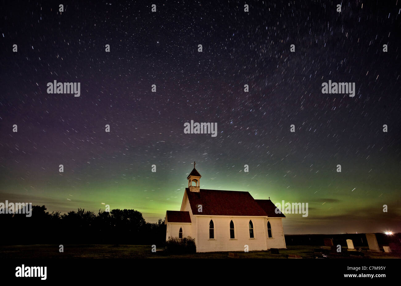 Nacht Kirche Northern Lights Saskatchewan Kanada Aurora Borealis Stockfoto