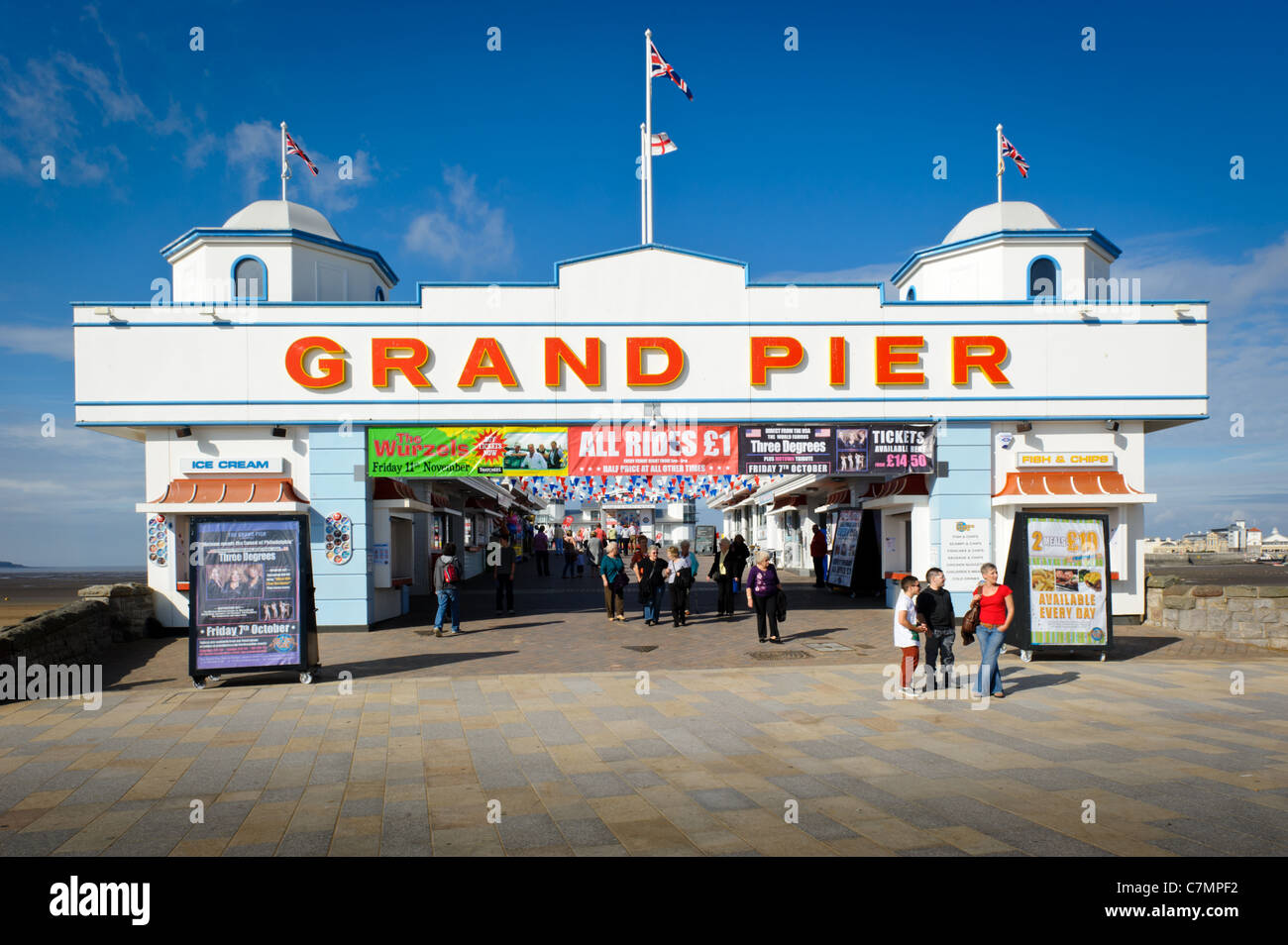 Die Grand Pier Eingang, Weston-Super-Mare Stockfoto