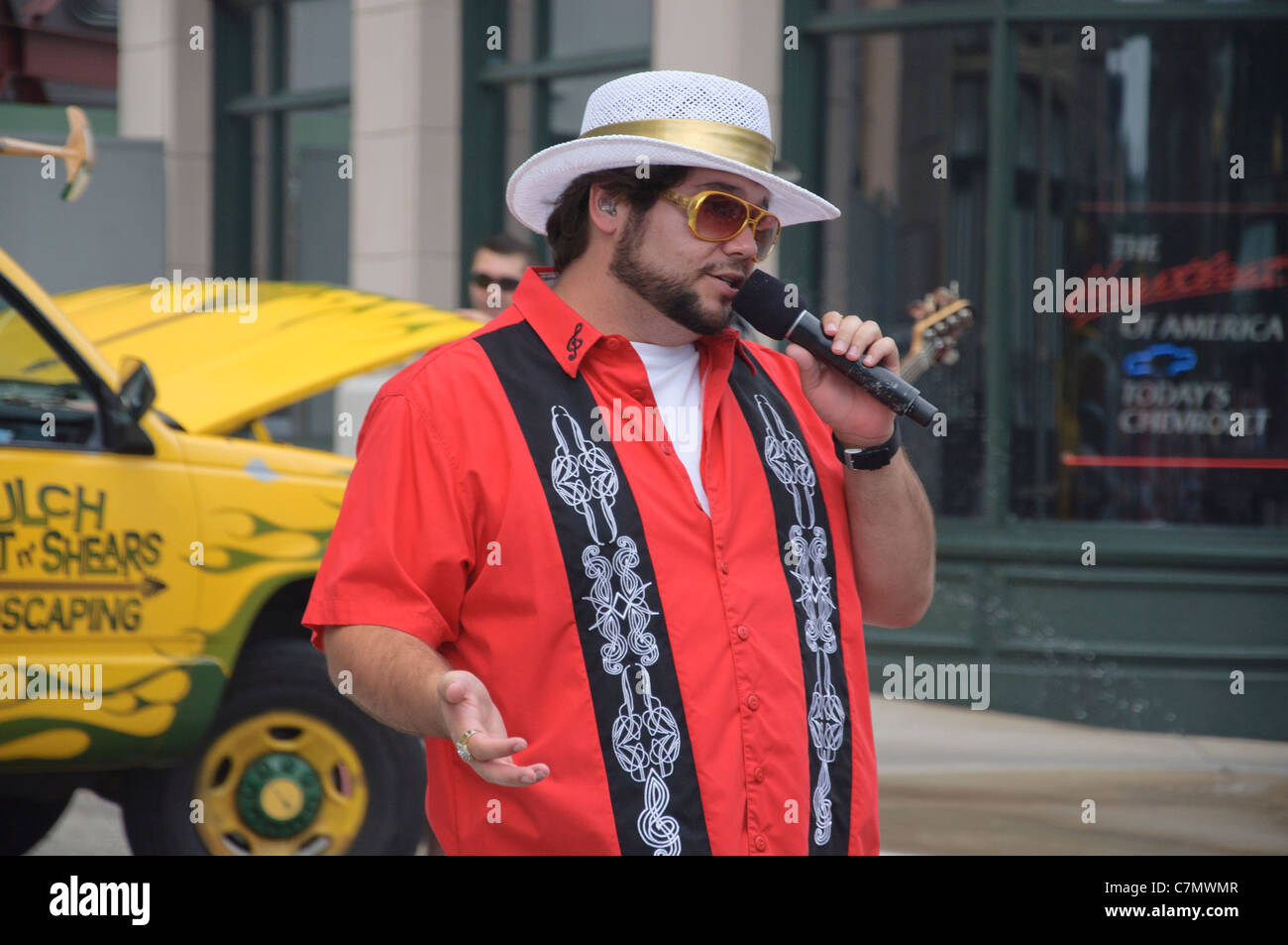Straßenkünstler in den Hollywood Studios park Walt Disneyworld resort Orlando Florida Mulch Schweiß und Tränen Stockfoto