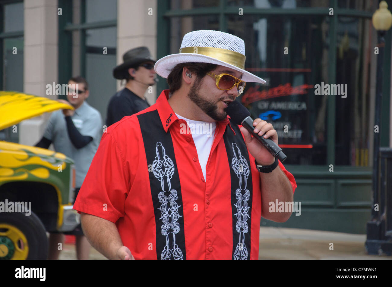 Straßenkünstler in den Hollywood Studios park Walt Disneyworld resort Orlando Florida Mulch Schweiß und Tränen Stockfoto