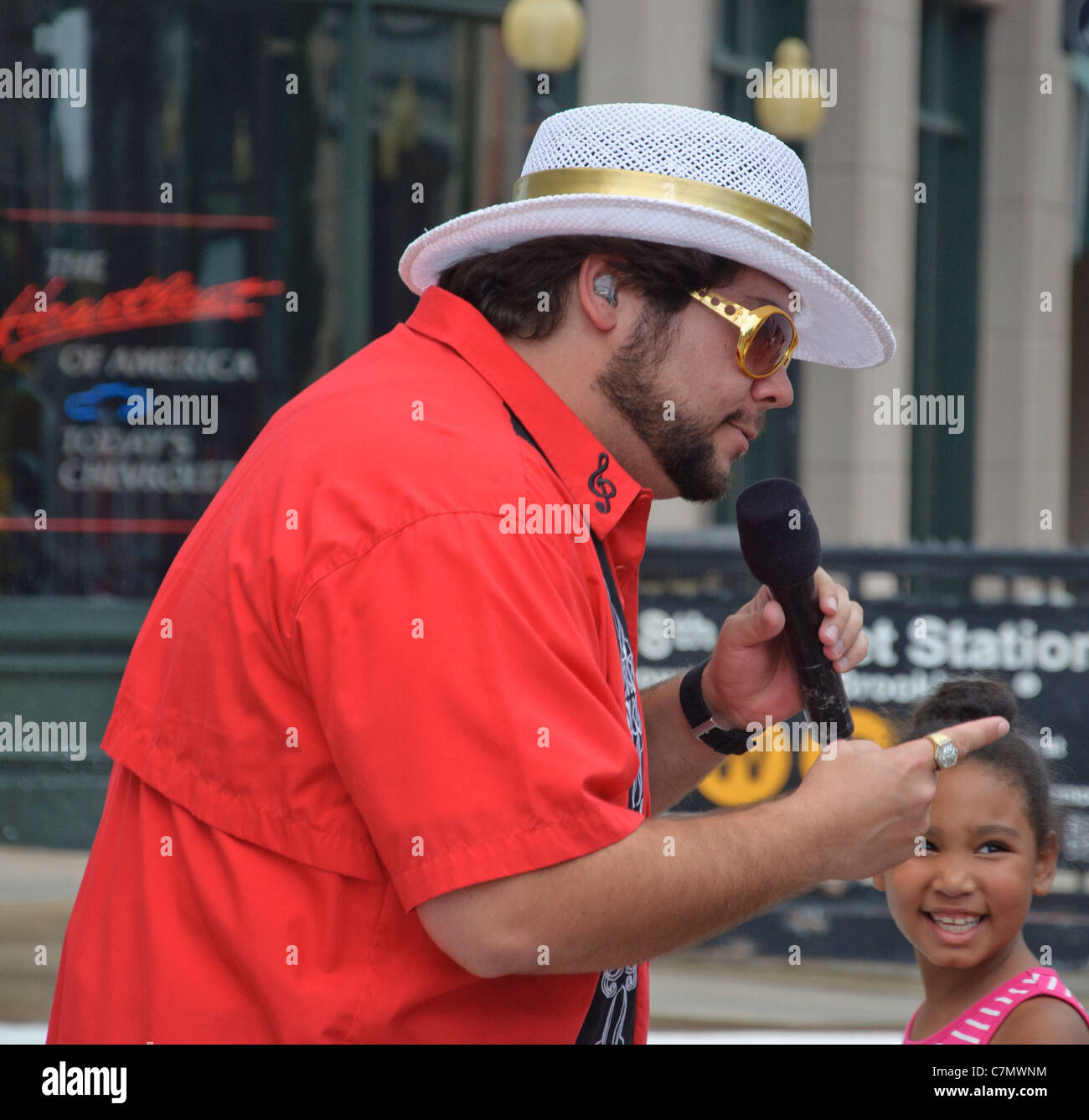 Straßenkünstler in den Hollywood Studios park Walt Disneyworld resort Orlando Florida Mulch Schweiß und Tränen Stockfoto