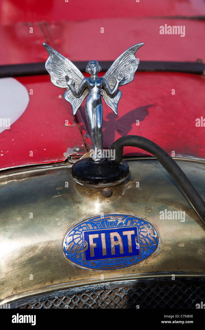 Veteran Fiat Maskottchen Kühlerdeckel Stockfoto