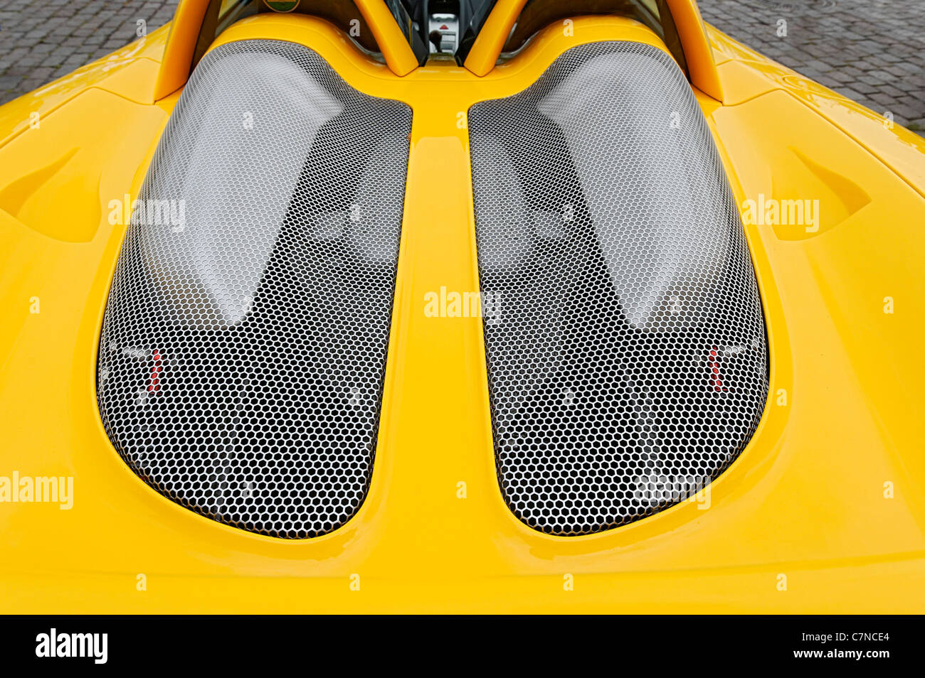 Heckklappe, Porsche Carrera GT in gelb, seltene, super Sportwagen, Hamburg, Deutschland, Europa Stockfoto