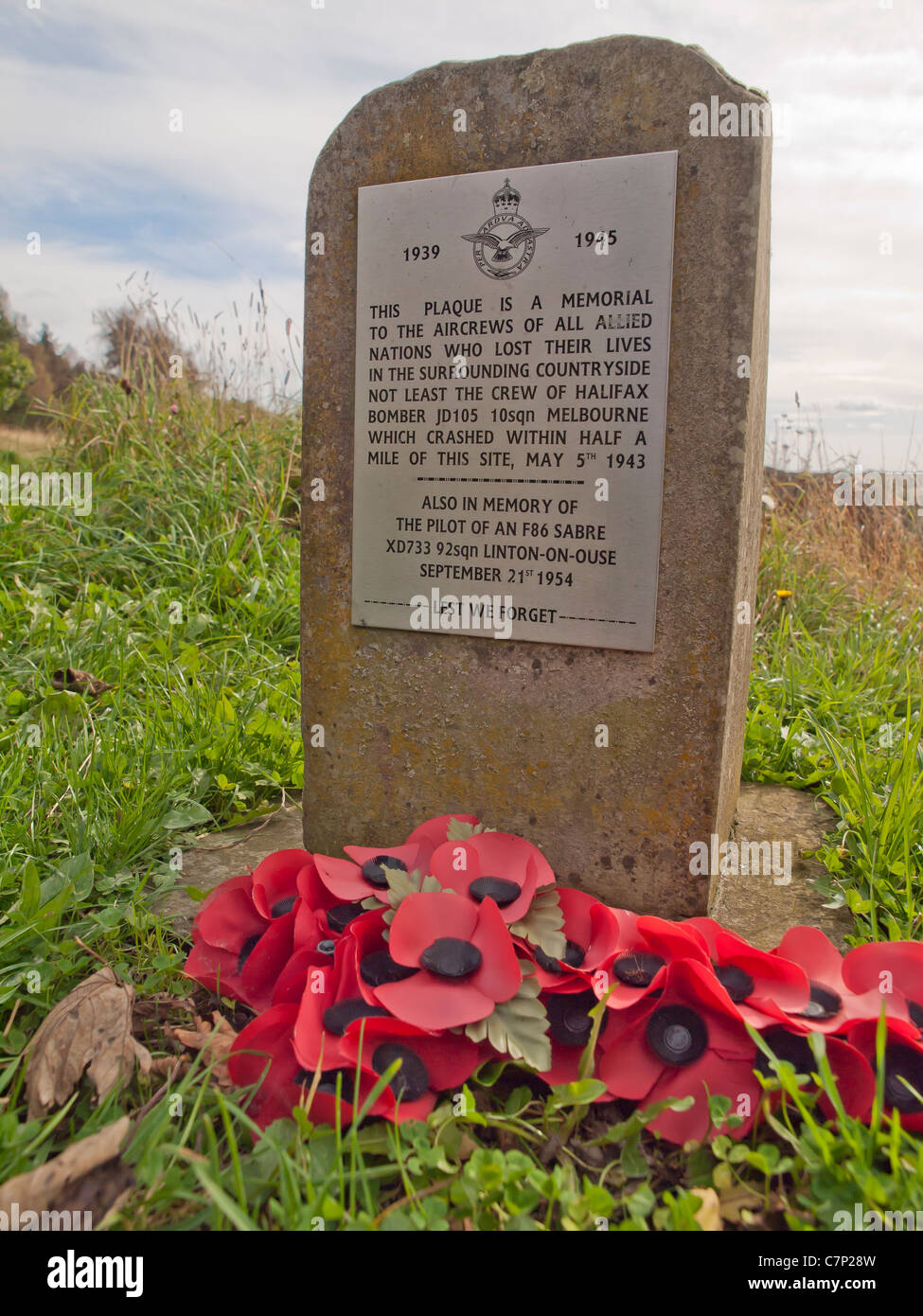 Gedenktafel für alliierte Besatzung getötet in den Hügeln rund um Sutton Bank im 2. Weltkrieg durch die Cleveland Weg Fußweg Stockfoto