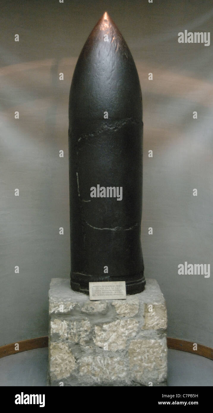 Mörtel über die Festung Kalemegdan während der Bombardierung von Belgrad (Oktober 1915) ins Leben gerufen. Stockfoto