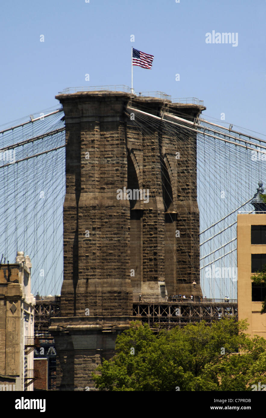 USA. New York. Brooklyn Bridge. Im 19. Jahrhundert von J. A. Roebling entwickelt. Detail. Stockfoto