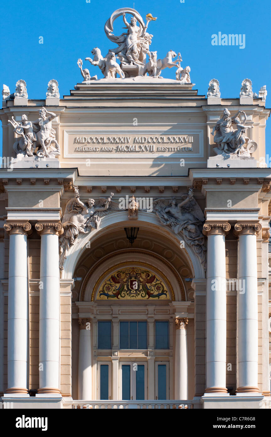 Detail des Opernhauses, Odessa, Odessa Oblast, Ukraine hautnah. Stockfoto