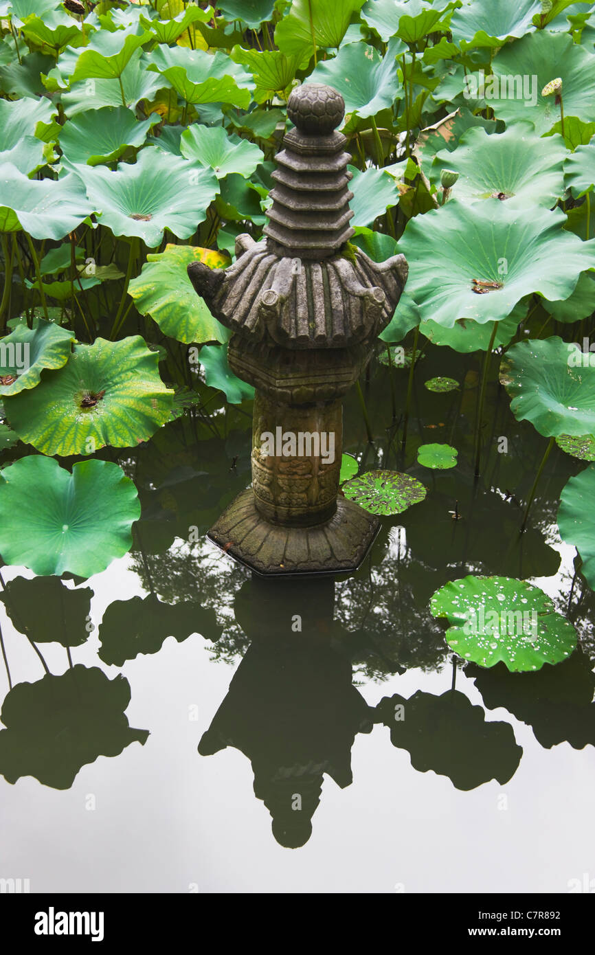 Lotus pond lingering garden suzhou Fotos und Bildmaterial in hoher