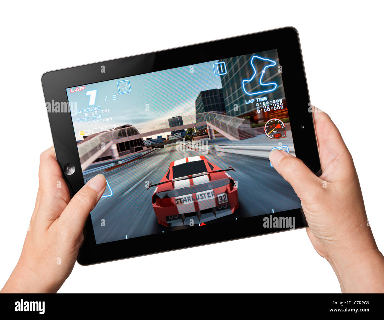 iPad spielen ein Auto Rennspiel Stockfoto