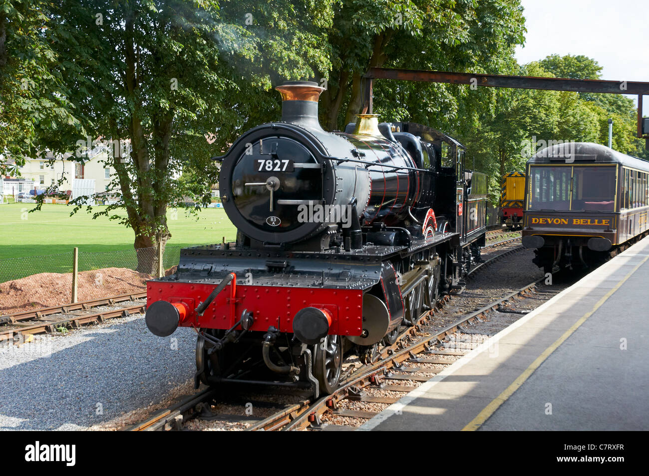 Dartmouth Steam Railway von Paignton, Kingswear (für Dartmouth) - eine touristische Eisenbahn in Devon, England. Stockfoto