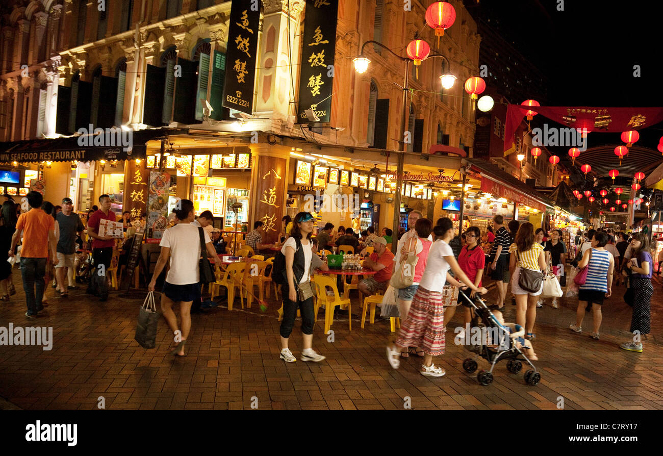 Straßenszene in der Nacht, Chinatown, Singapur Asien Stockfoto