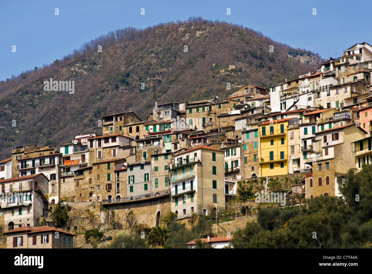 Italien, Ligurien, Montalto, Blick auf die Stadt Stockfoto