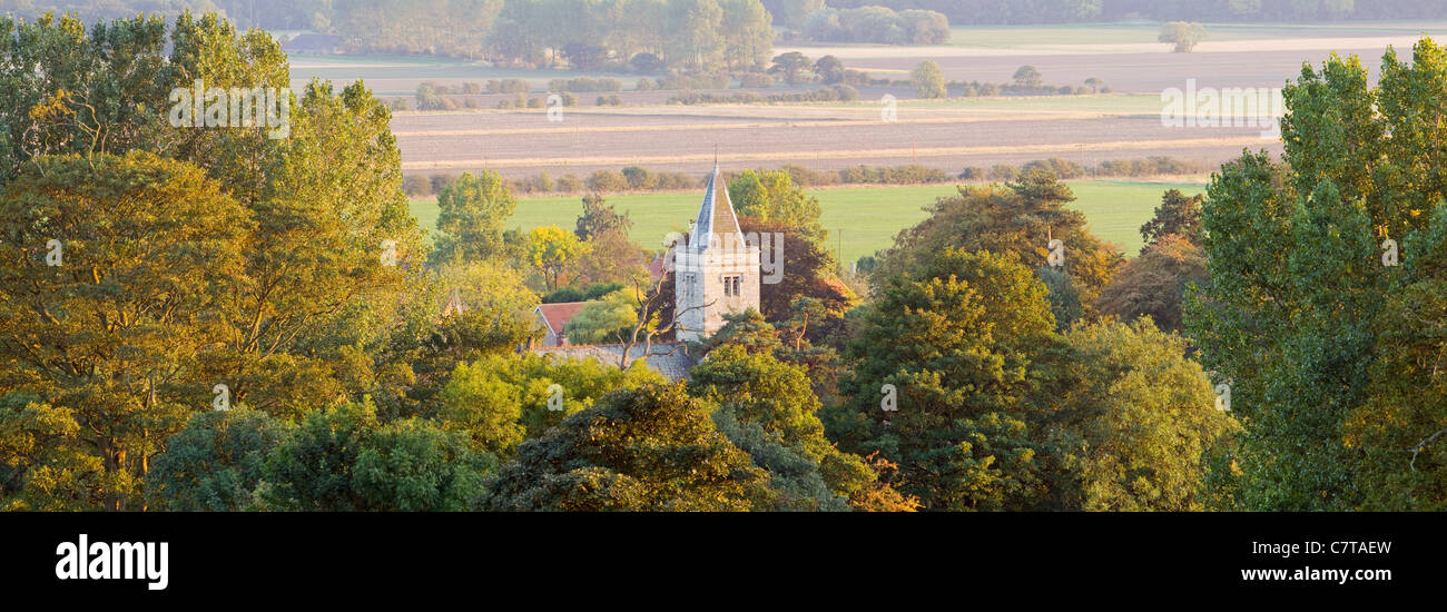 Ein Panorama-Foto von North Lincolnshire Dorf von Worlaby auf einem sonnigen September-Abend Stockfoto