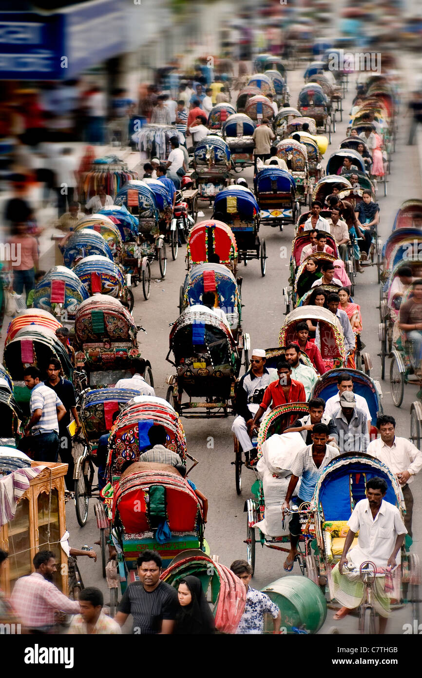 Bangladesh, Dhaka, Rikscha Verkehr Stockfoto