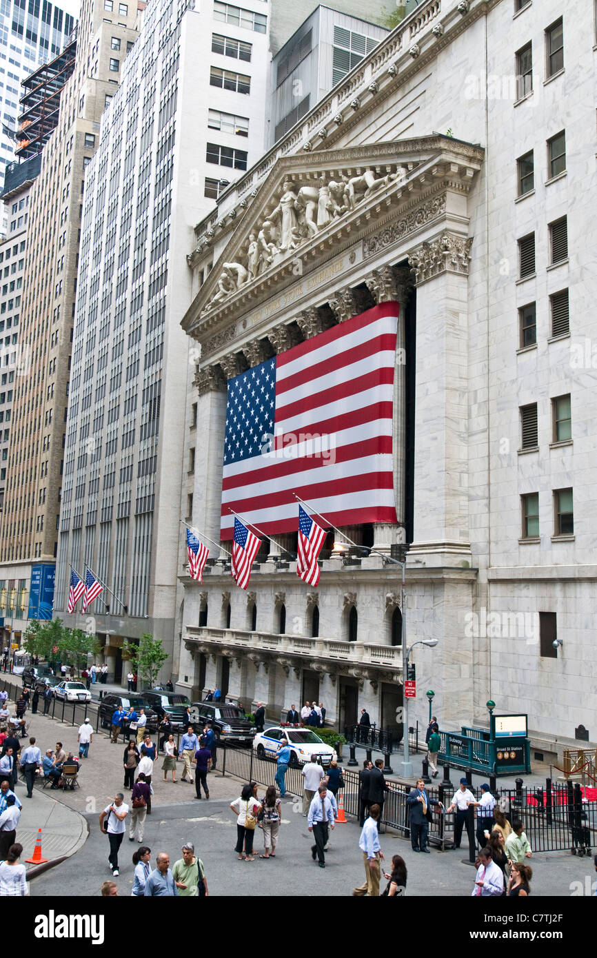 USA, New York City, New York Börse & Federal Hall, Broad Street & Wall Street Stockfoto