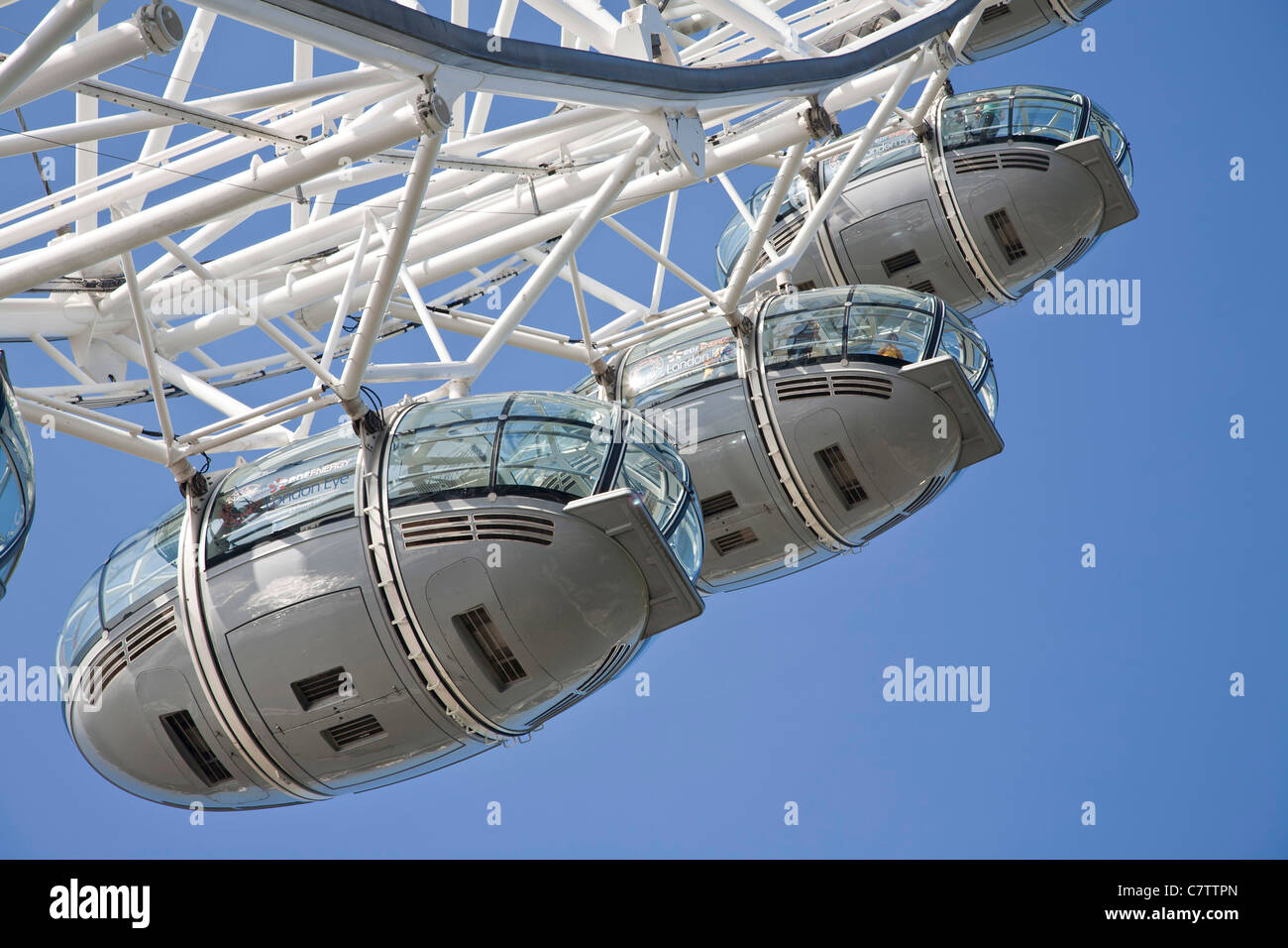 Passagier-Kapseln mit dem London Eye, dem Millennium Wheel Stockfoto