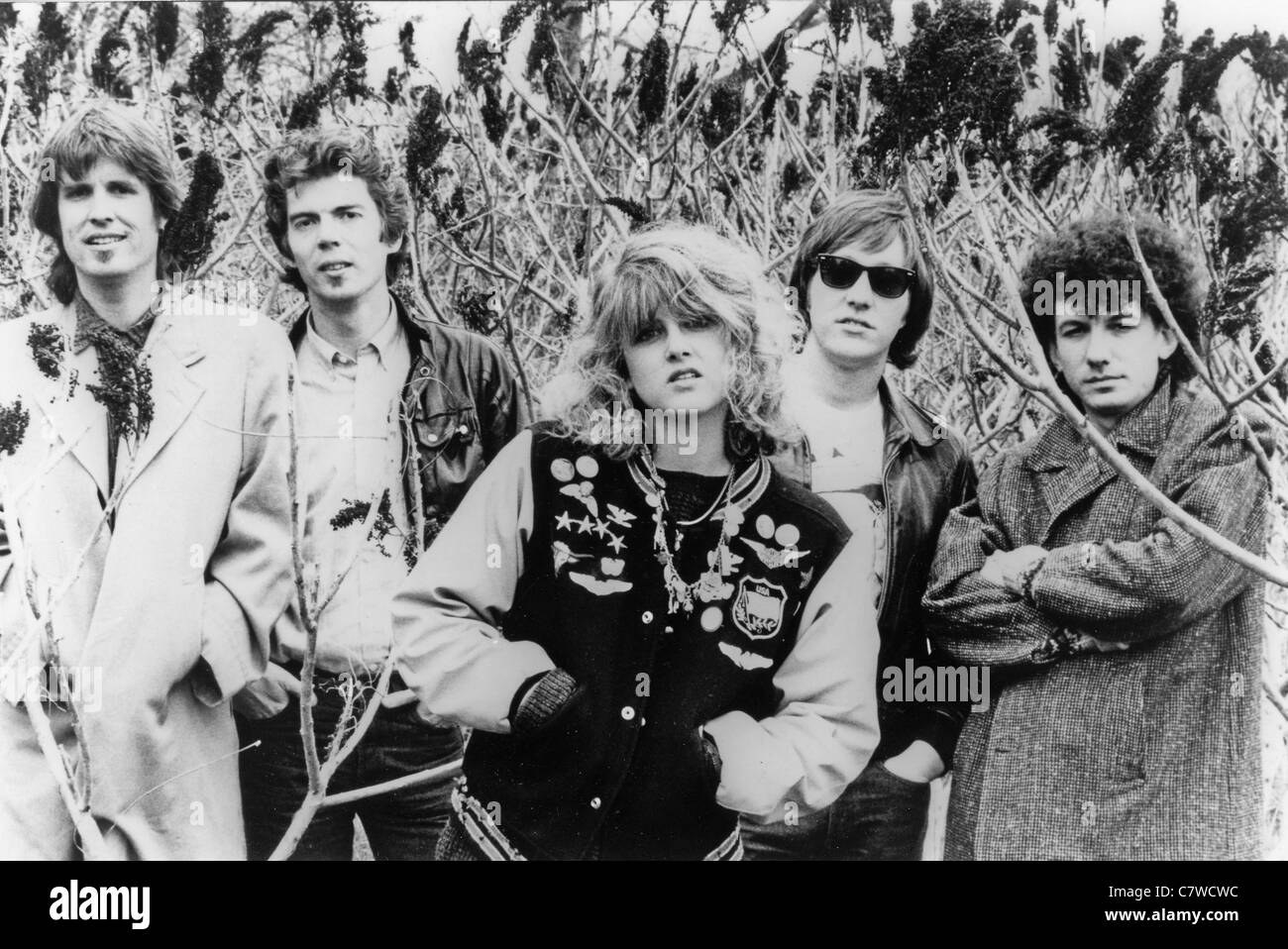 LONE JUSTICE Promo-Foto von uns Country-Rock-Gruppe über 1985. Siehe Beschreibung unten für Namen Stockfoto