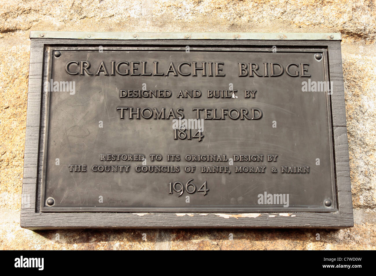 Craigellachie Brücke Tafel zum Gedenken an Thomas Telford Stockfoto