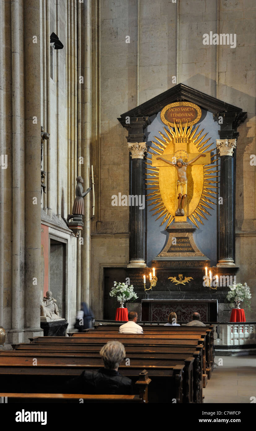 Das Kreuz von Gero im Kölner Dom Stockfoto