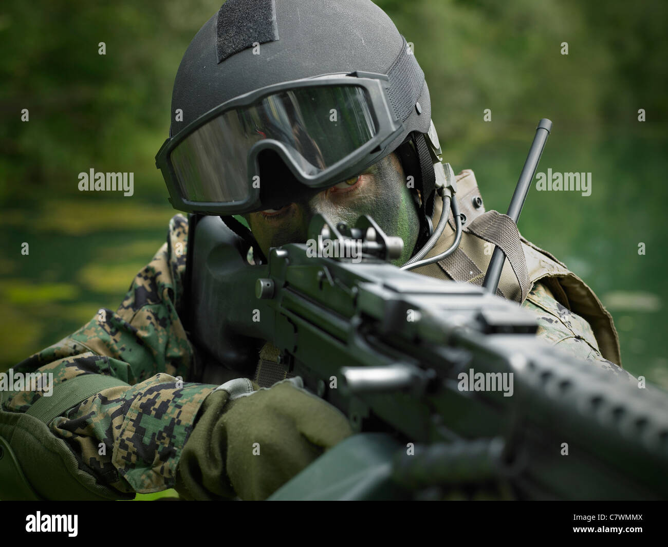 US-Marine während der Kampfhandlungen. Stockfoto