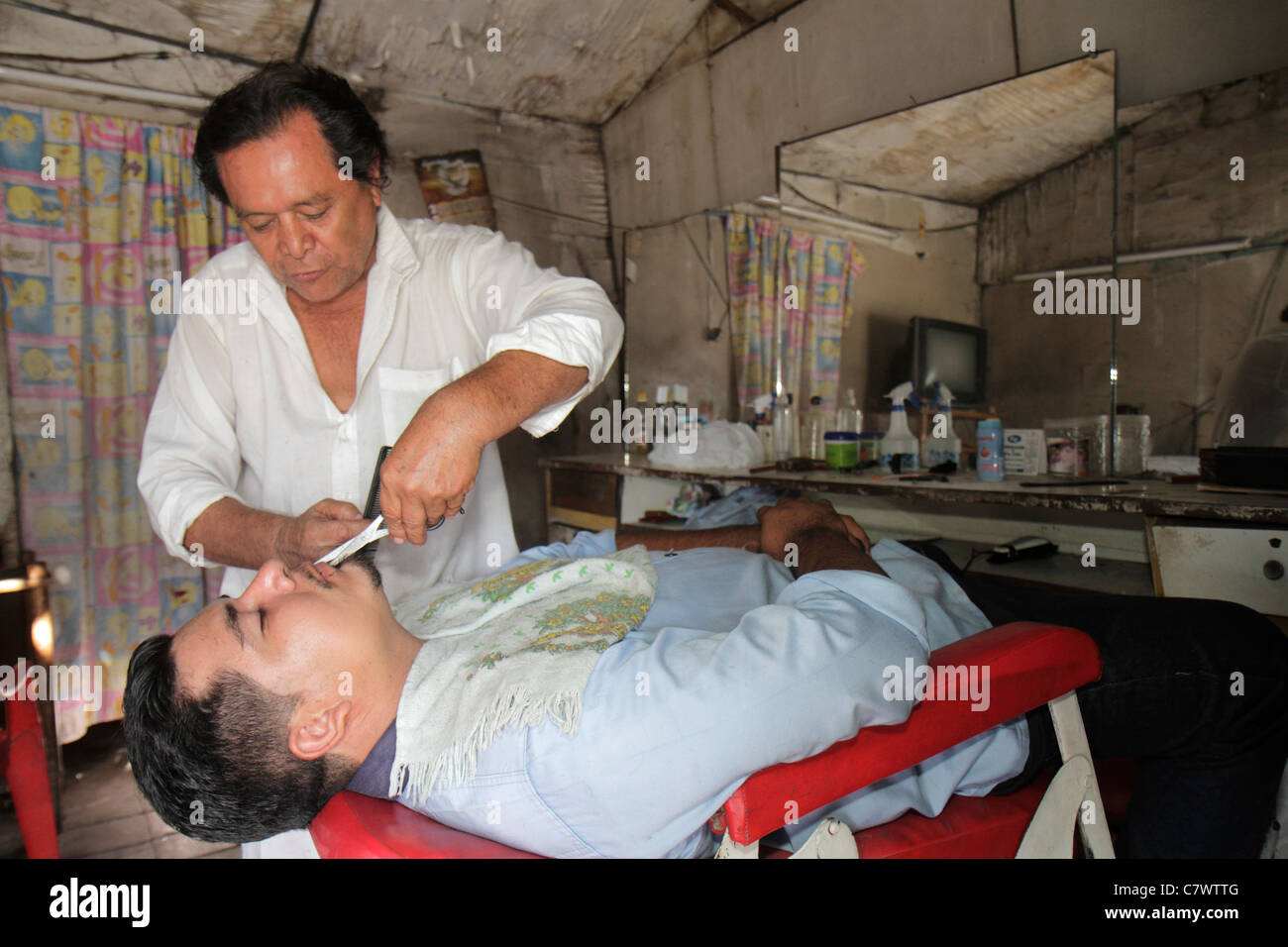 Managua Nicaragua, Mercado Oriental, Markt, Shopping Shopper Shopper Shop Shops Märkte Kauf Verkauf, Einzelhandel Geschäfte Business Geschäfte, Stall, sh Stockfoto