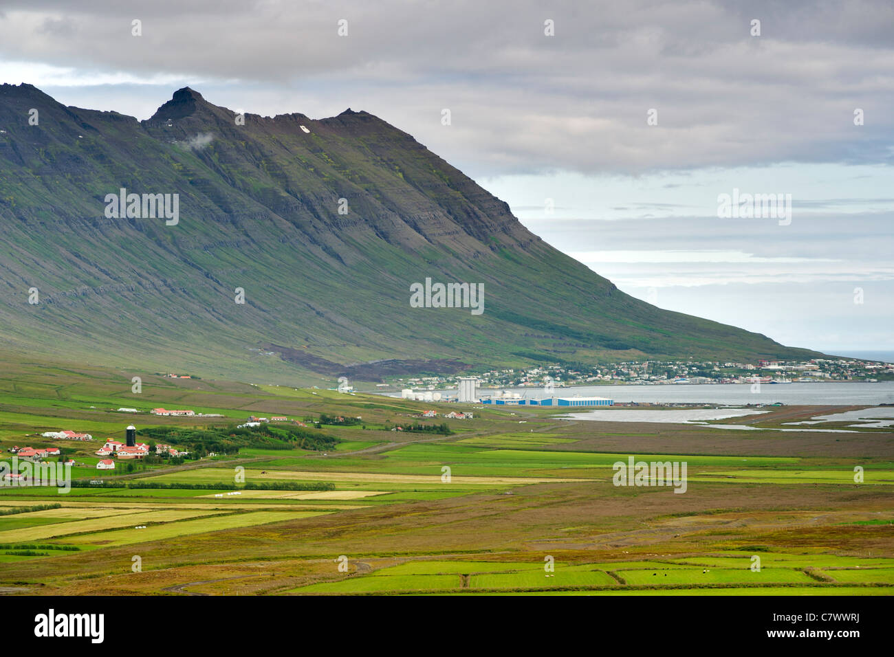 Neskapustadur, ein Fjord-Stadt im Osten Islands. Stockfoto
