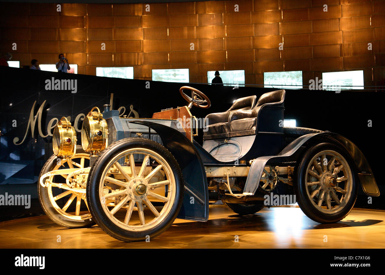 Mercedes-Benz Museum Deutschland Stockfoto